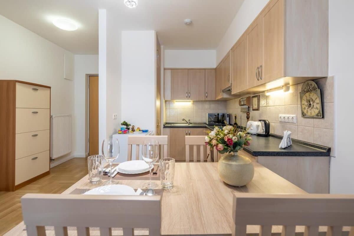 Homey Apartment With Ac And Balcony Budapeszt Zewnętrze zdjęcie