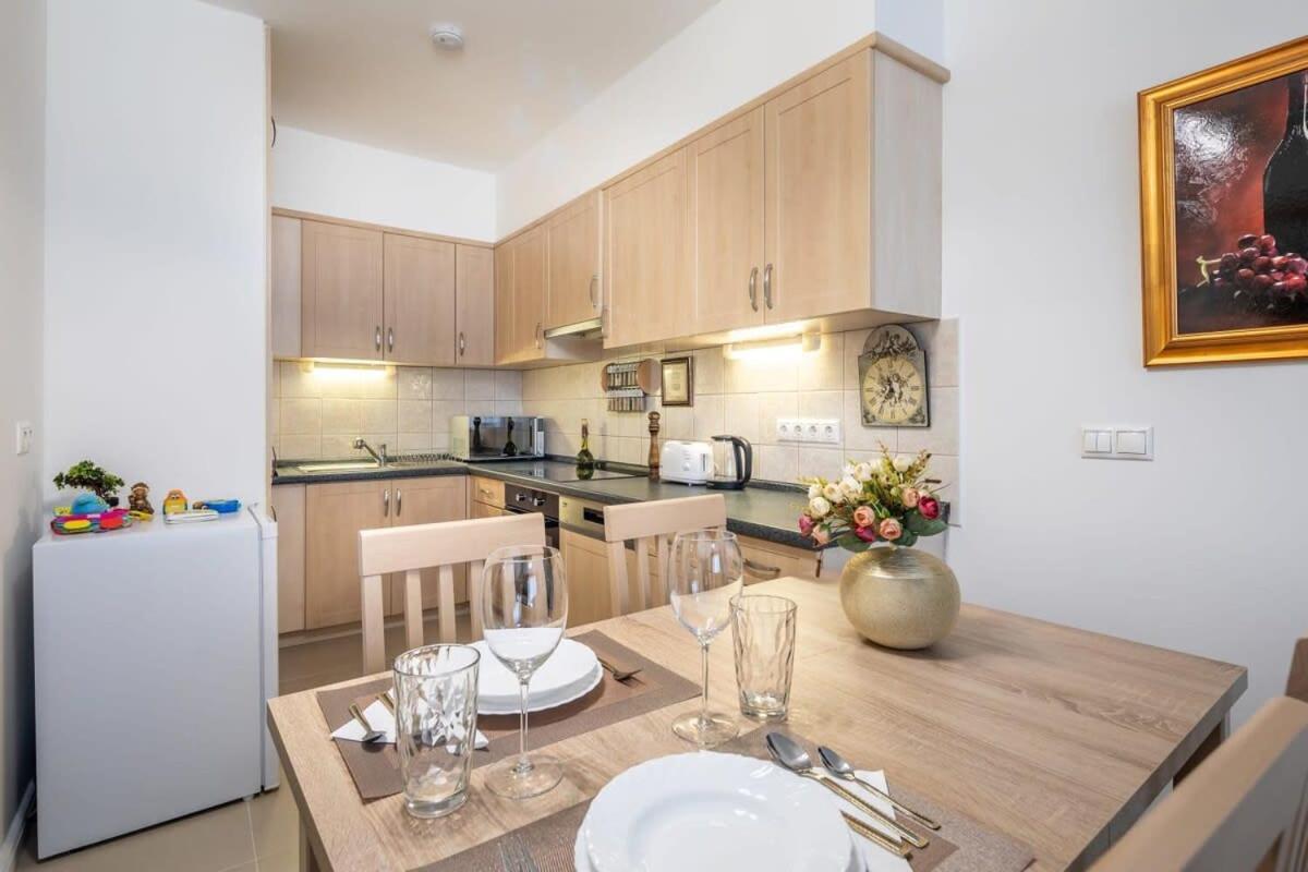 Homey Apartment With Ac And Balcony Budapeszt Zewnętrze zdjęcie