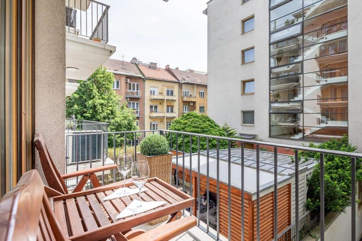 Homey Apartment With Ac And Balcony Budapeszt Zewnętrze zdjęcie